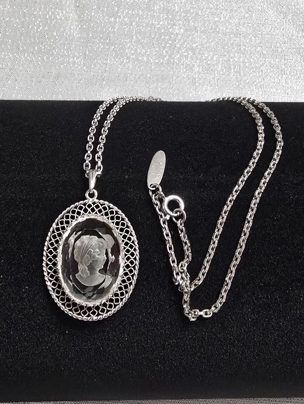 Vintage Whiting & Davis Crystal Intaglio Cameo Necklace Silver Tone Filigree